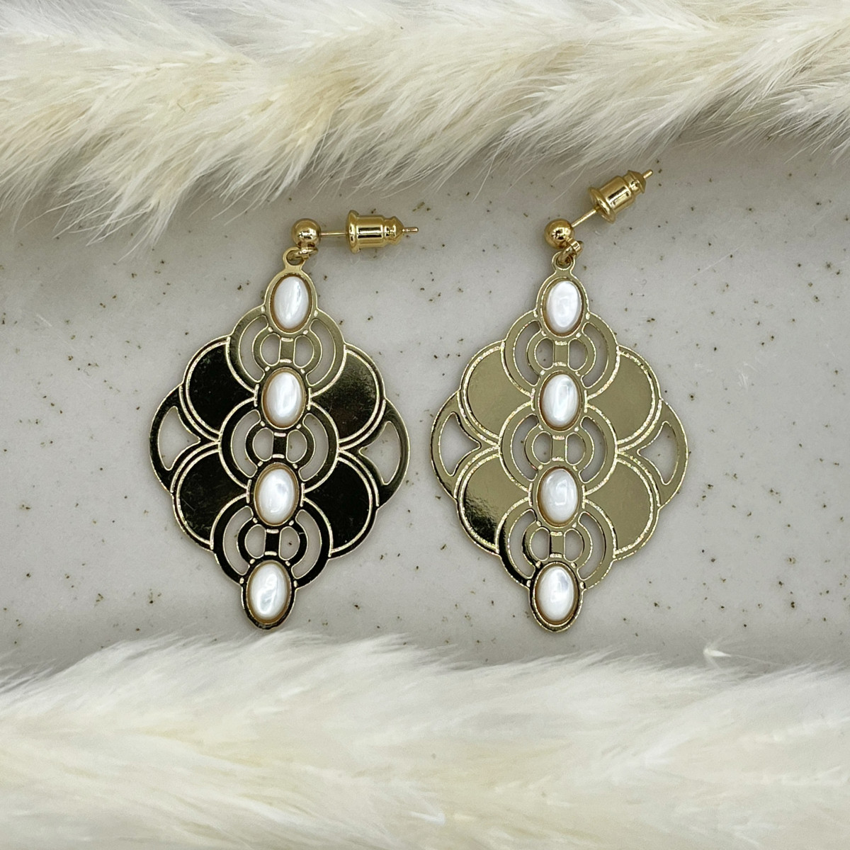 Boucles d'oreilles et créoles haute fantaisie, pierres semi-précieuses et lithothérapie. Style bohême, hippie et vintage. - photo 120