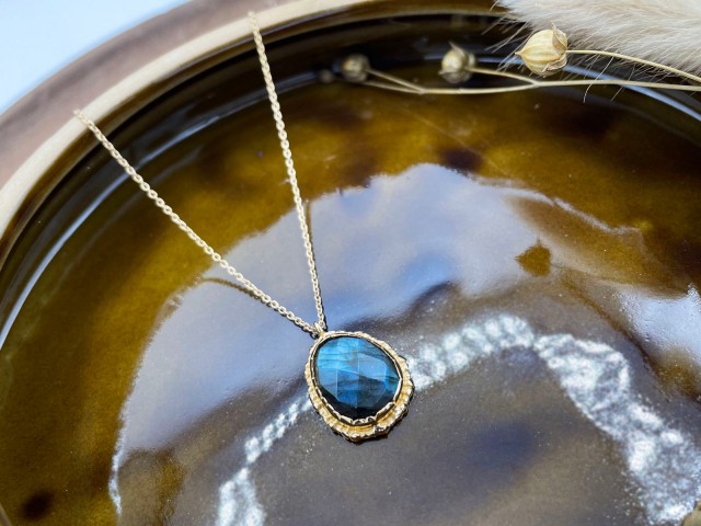 Collier doré et labradorite - photo 10